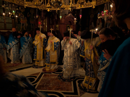 pxl_20250827_230443495.mp